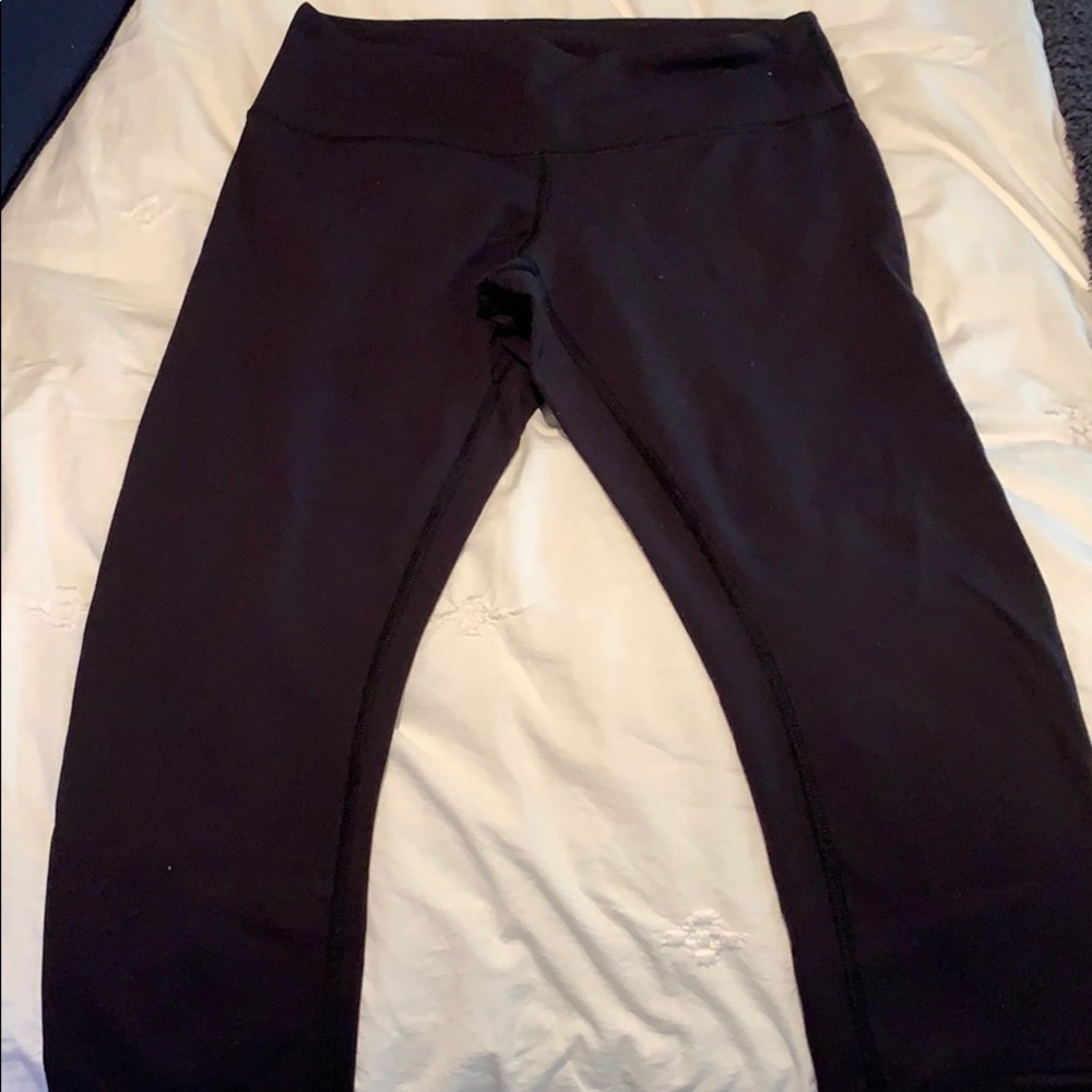 Lululemon used capris